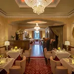 Kilronan Castle & 4*