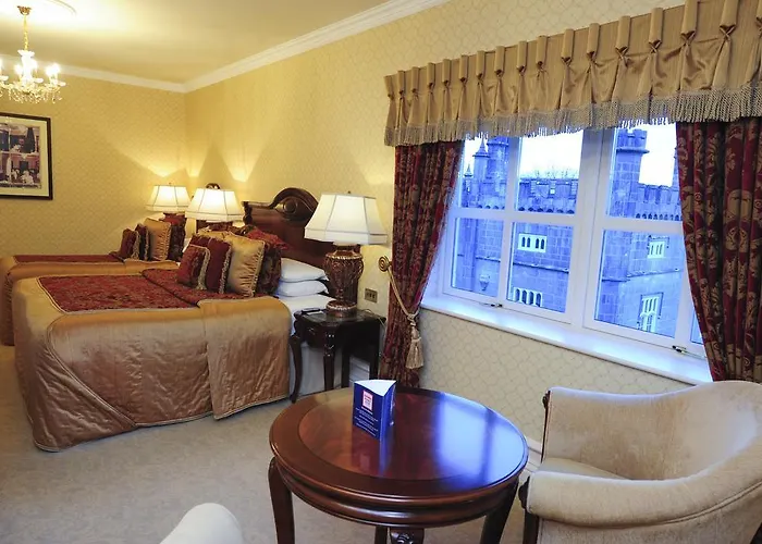 Отель Kilronan Castle &