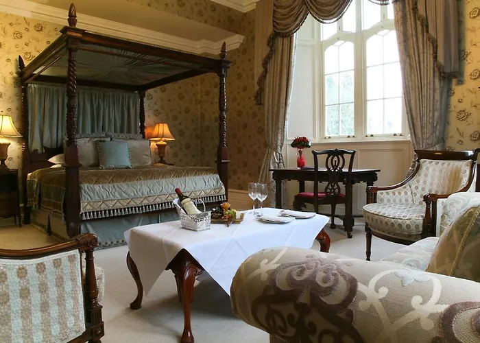 Kilronan Castle & Отель